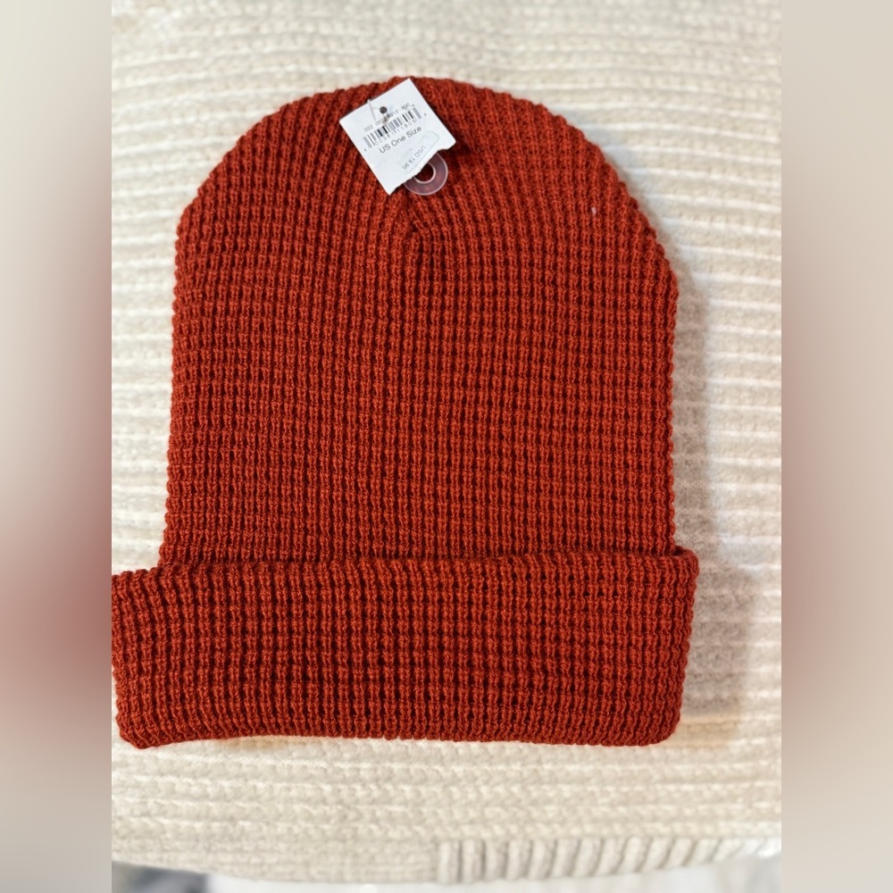 NWT American Eagle Rust Waffle Knit Beanie - Picture 3 of 6
